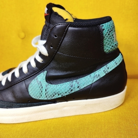 Nike Blazer Mid 77 VNTG \'Snakeskin Swoosh\' Turquoise Black Sneakers Men\'s  10.5 main image 4